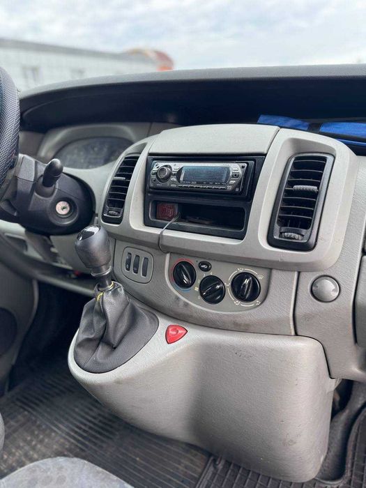 Opel Vivaro 2002 1.9 дизель (Перший внесок від 20%)