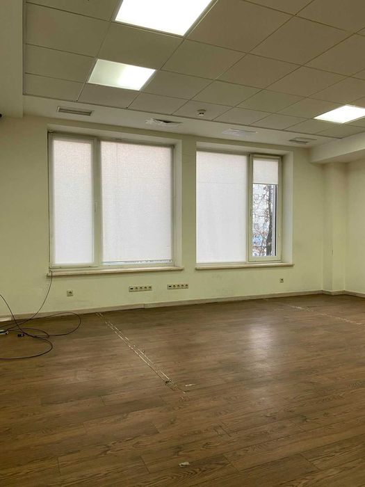 Продаж нежитлового приміщення просп. Чорновола район Макдональдса