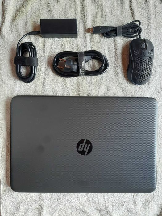 HP 250 G4 SSD 240GB 4GB RAM Ноутбук для учебы и работы плюс Мышь