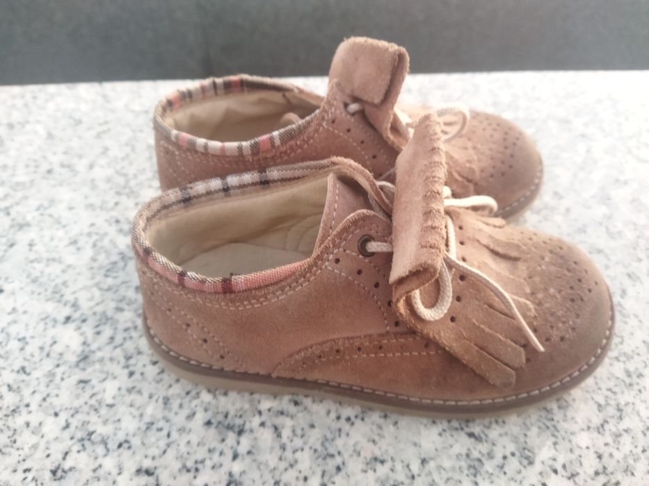 Carneirinhas 26 e galochas 27