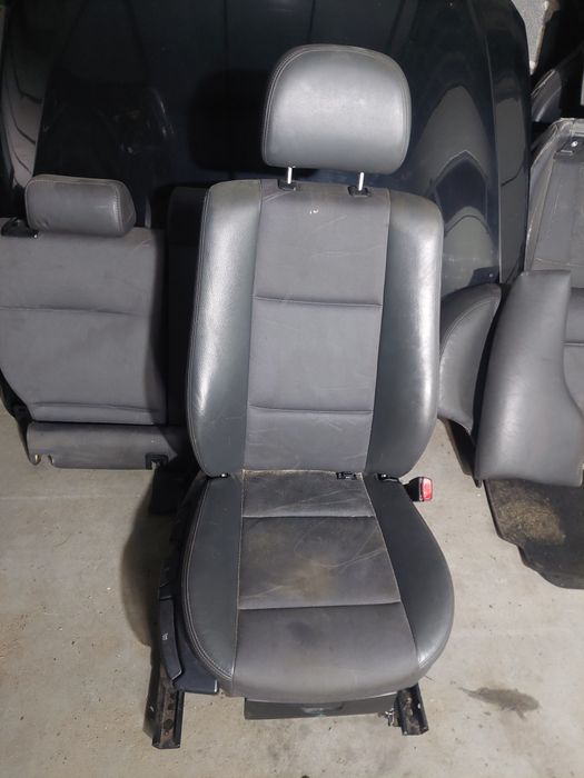 skóra polskora fotele siedzenia boczki bmw e46 kombi europa