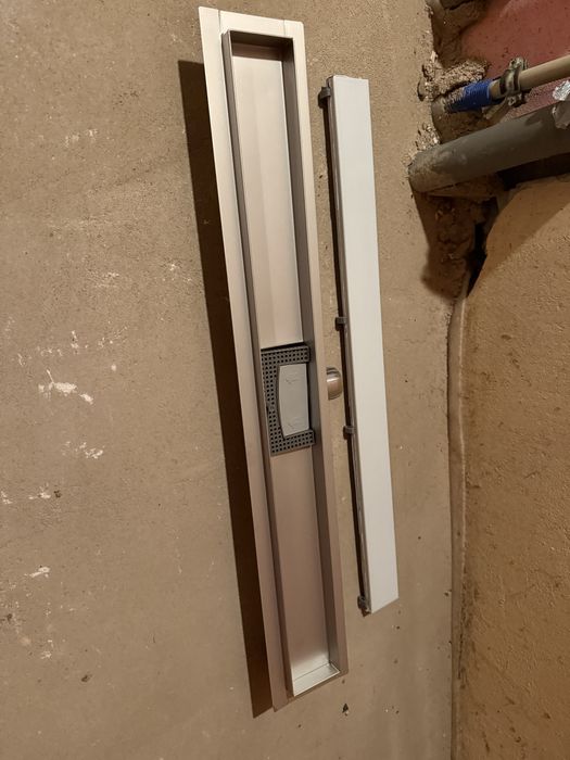 Sprzedam odplyw liniowy srebny