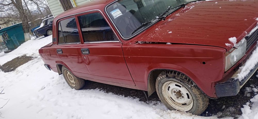 Продам ваз 2105...