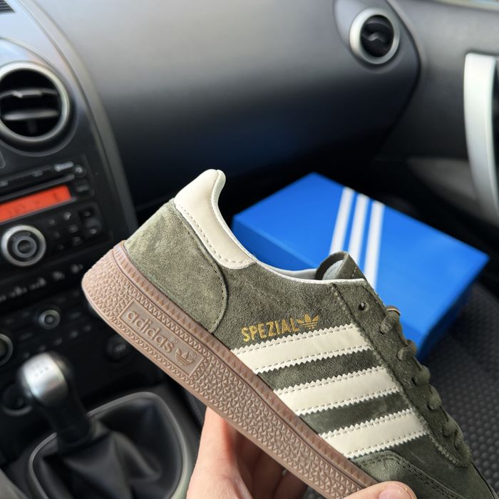 Чоловічі жіночі кросівки адідас спезиал хакі Adidas Spezial Khaki white замша