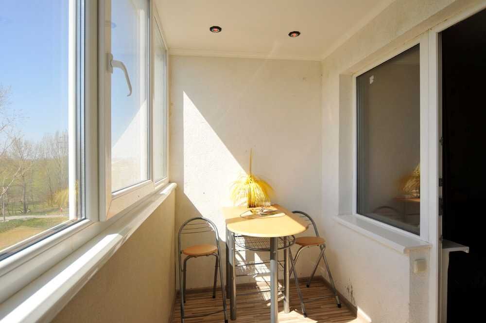 Погодинно, подобово - 3 поверх Маяковського 1 В у парка, для 5 людей!