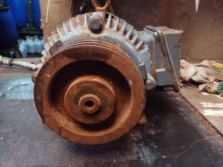 Motor da Siemens, trifásico de puxar qualquer máquina