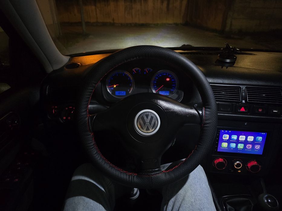 Vendo Volkswagen Golf 2003 1.4 Gasolina