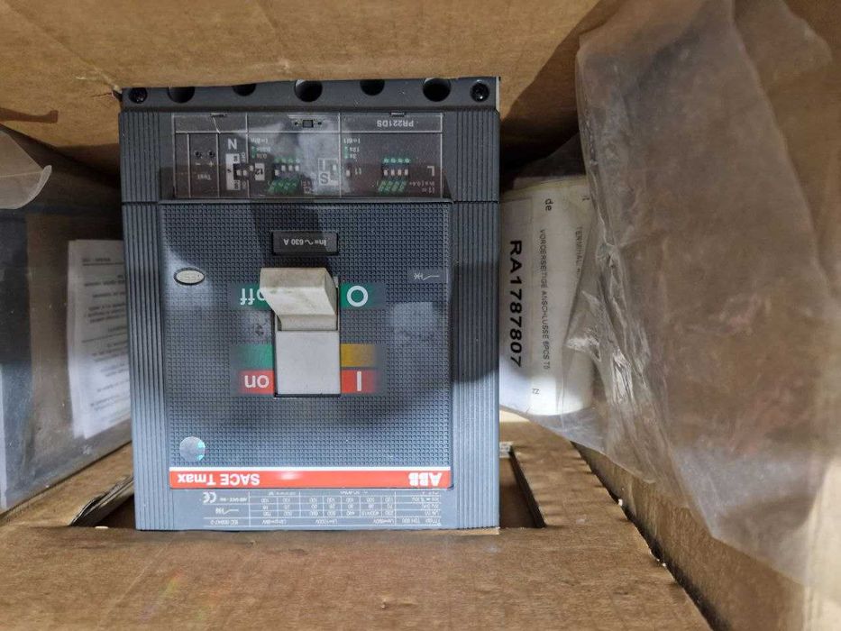 ABB 630A Tmax T5N 1SDA054396R1