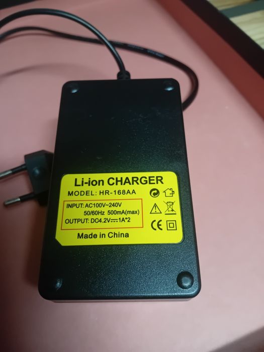 Carregador + Bateria