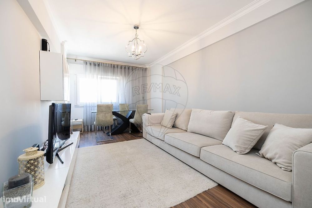Apartamento T2 para venda — Queluz E Belas, Lisboa