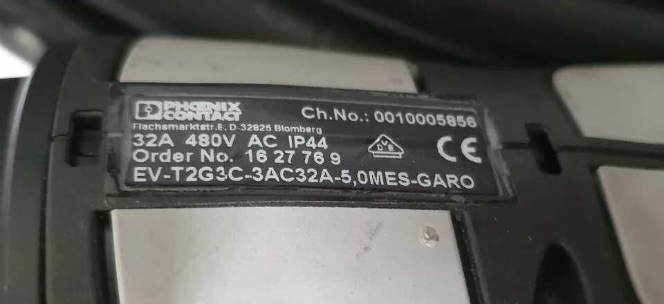 Wallbox 11kW(22kW) com cabo tipo 2 de 4,5m -  GLB-B-DCM-T222FC-R-LAN