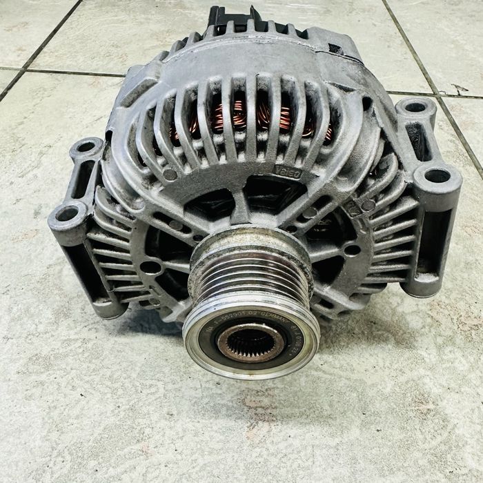 Alternador para Mercedes-Benz Classe E (W211)