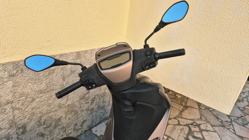 Piaggio medley 125