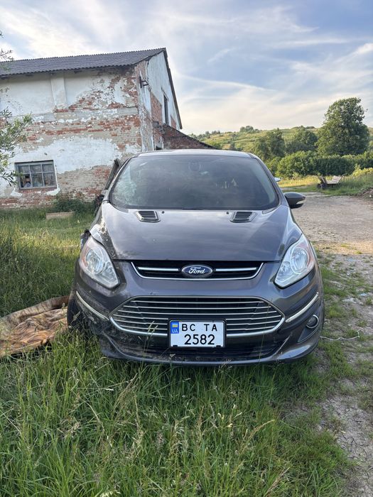 Ford C-max після ДТП