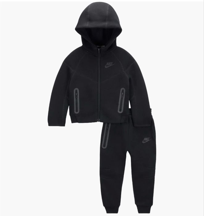 Костюм Nike