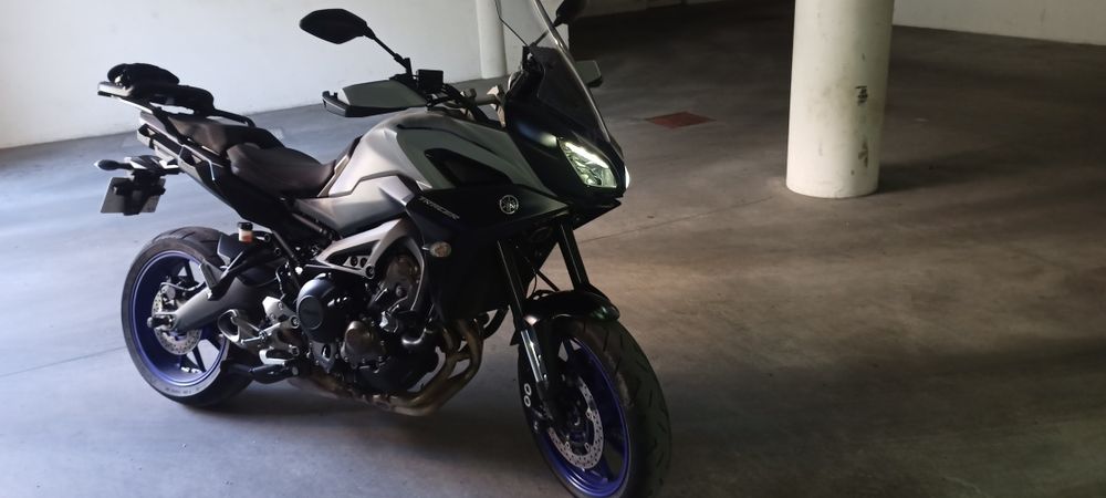 Yamaha tracer 900