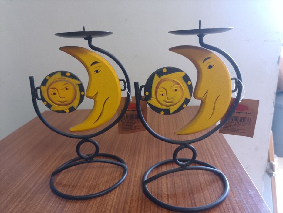 Suporte de velas, sol e lua