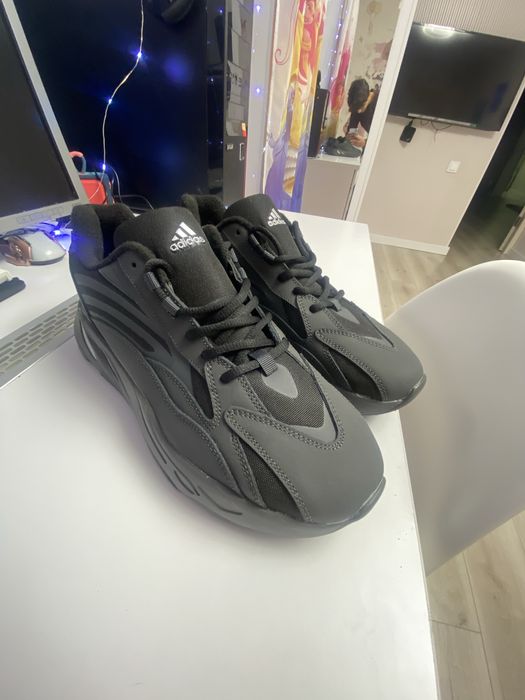 Кросовки Adidas чорні