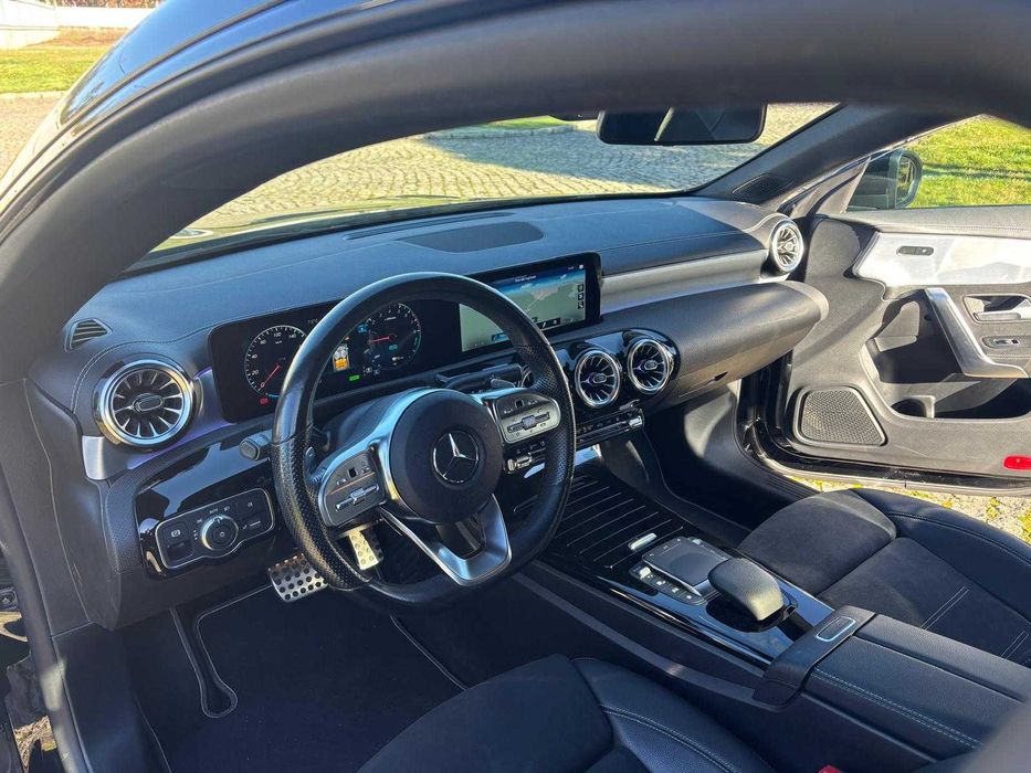 Mercedes-Benz CLA 250e AMG Line