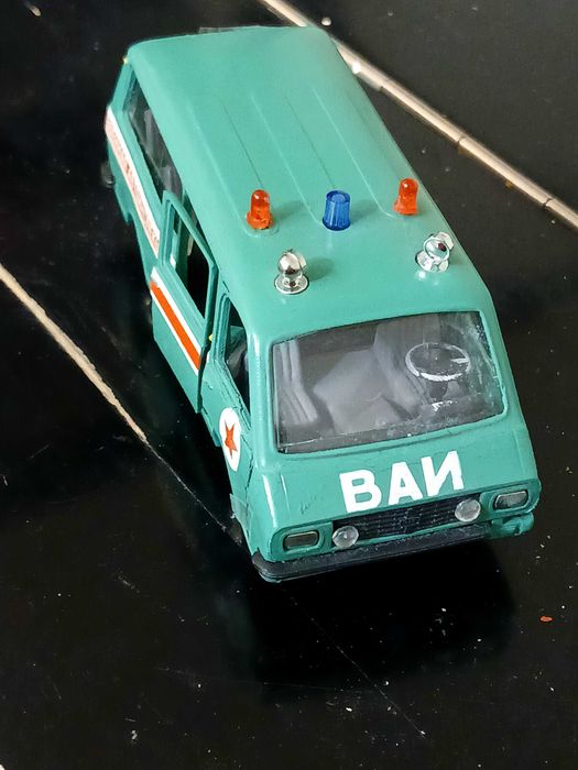 Москвичи ВАЗ.ЗИЛ. Из коллекции.Раннии..Есть другие машины.