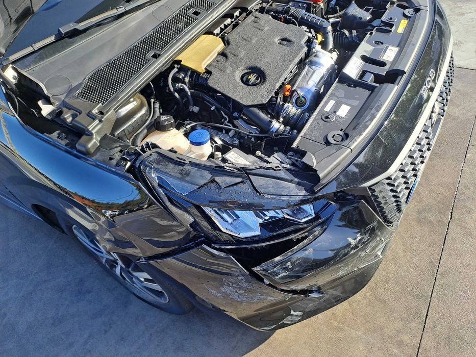 Peugeot 208 Allure 1.5 BlueHDI, 2020 Nacional