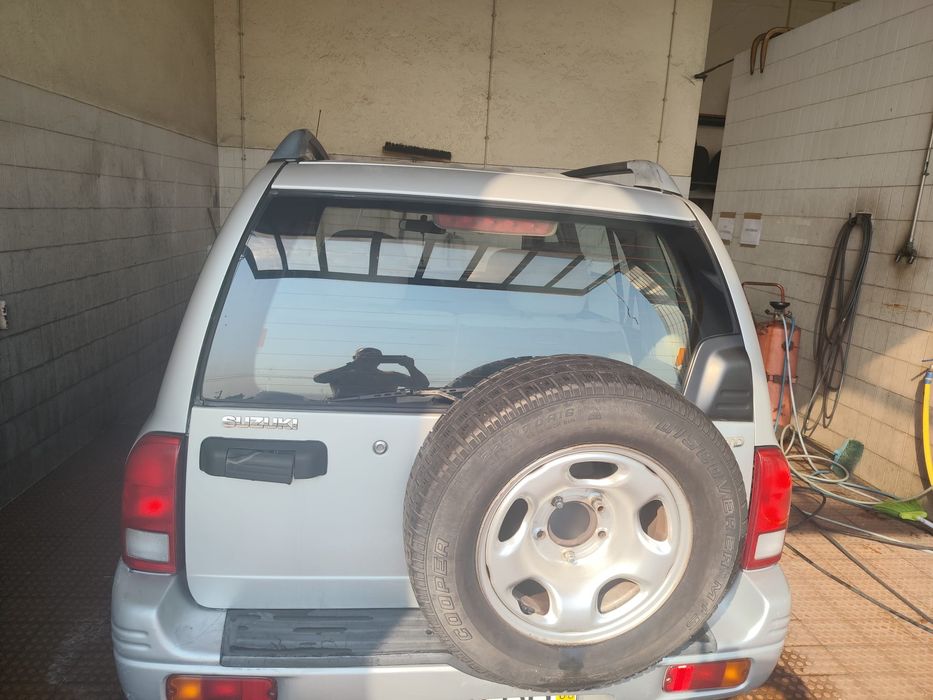 Vendo suzuki grande vitara impecável