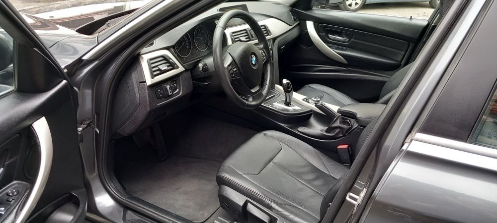 BMW 318D Touring Auto Nacional