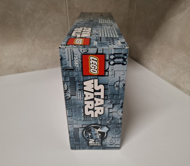 LEGO Star Wars 75387 Boarding the Tantive