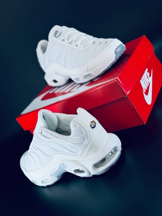 Nike air 95 женские/ кроссовки летние найк кожаные найки белые женские Найк Аир Макс 95 жіночі білі кросівки Найк Nike Air Max 95 Nike 95 єір мах аір