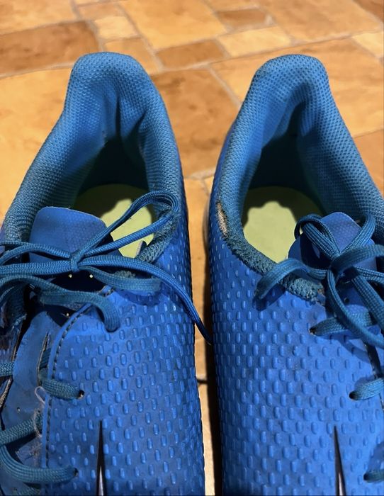 Футзалки Nike Phantom