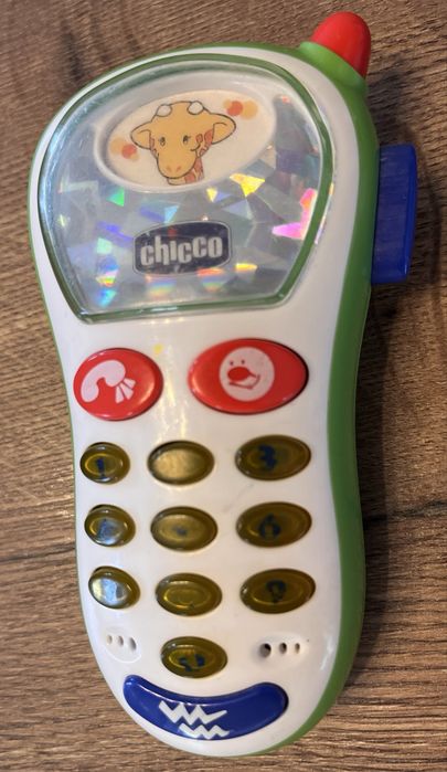 Дитячий інтерактивний телефон Chicco
