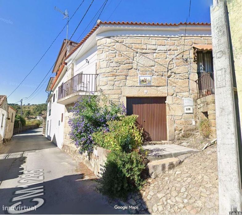 Moradia em banda T3 em Pegarinhos de 119 m2