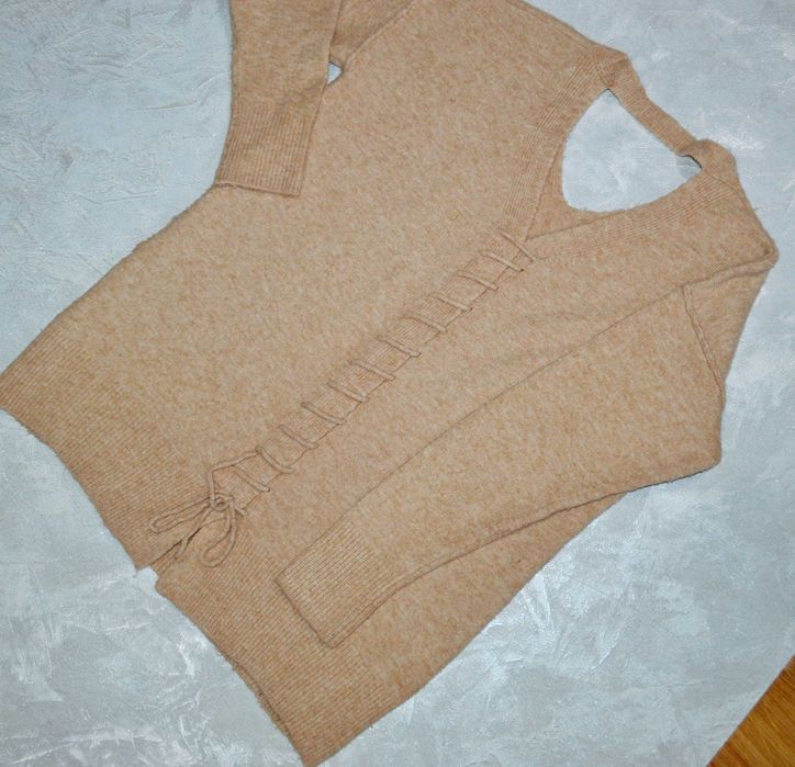 Светери в чудовому стані  p. м-л