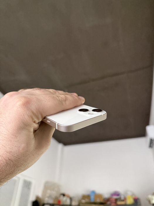 Apple iphone 13 128 gb білий айфон 13