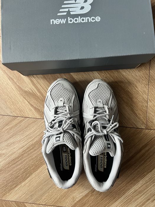 New balance 1906