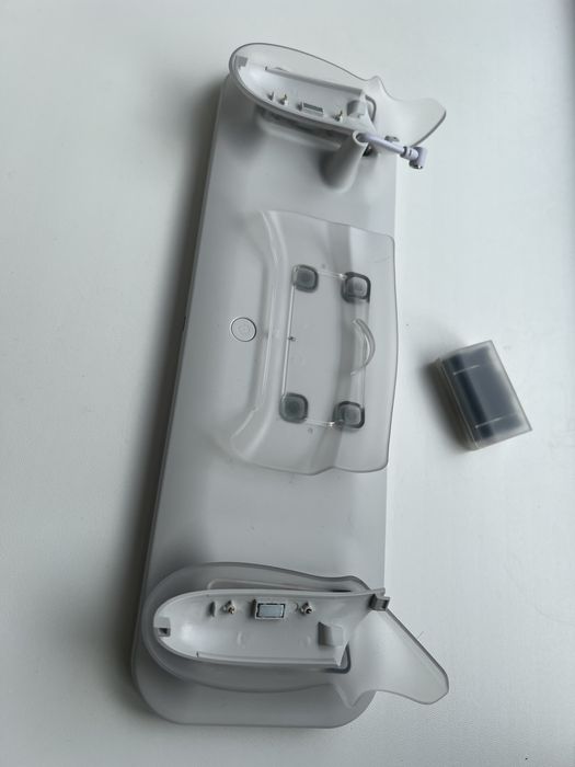 Зарядна док-станція