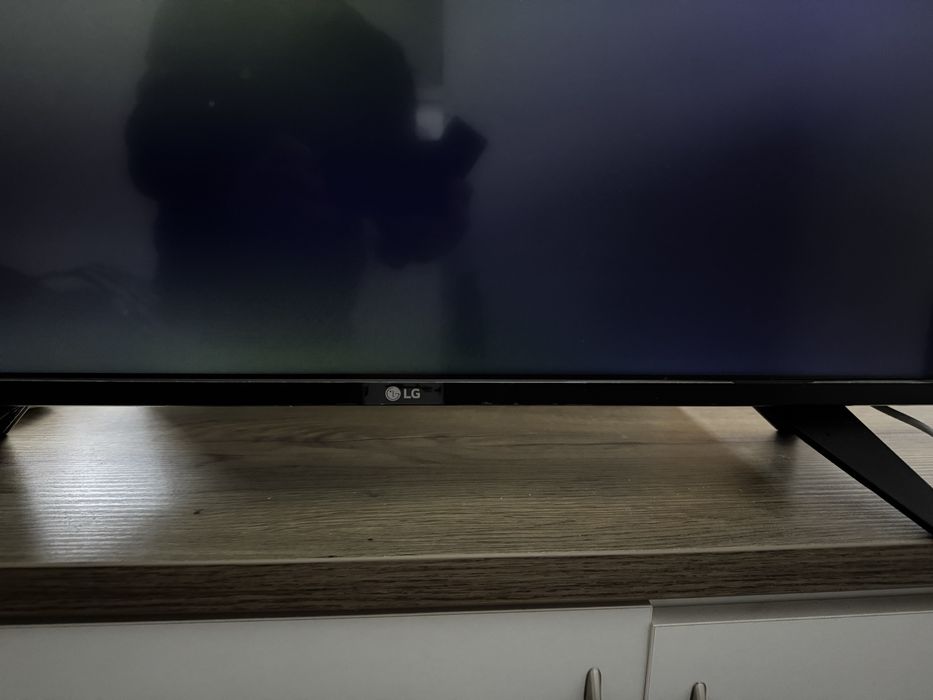 Tv lcd led lg 32 polegadas, usada em segunda habitacao