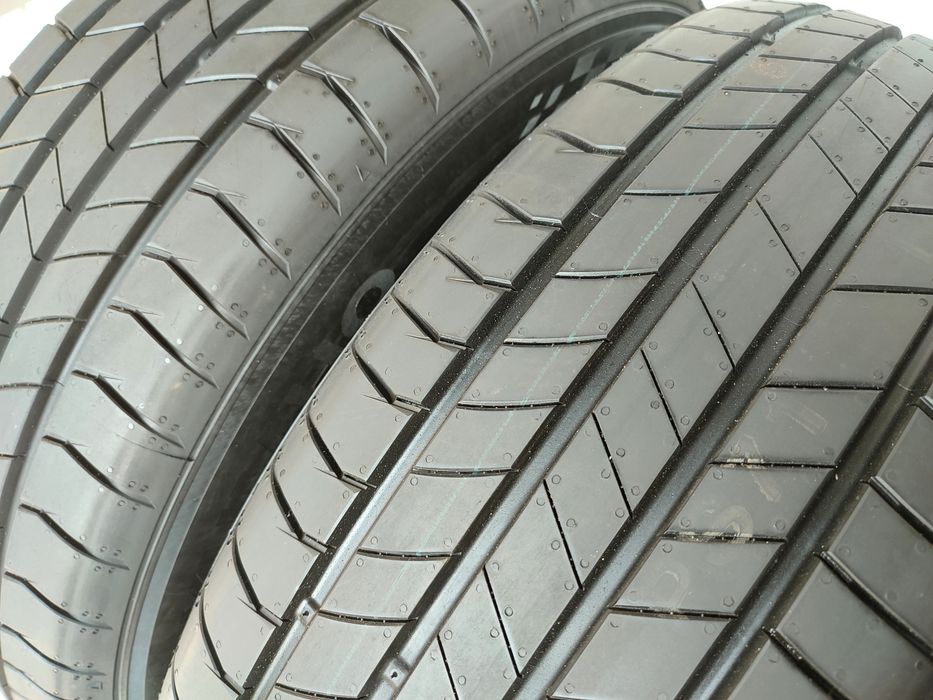 Opony 215/60 R 17 Kumho Ecsta Jak Nowe