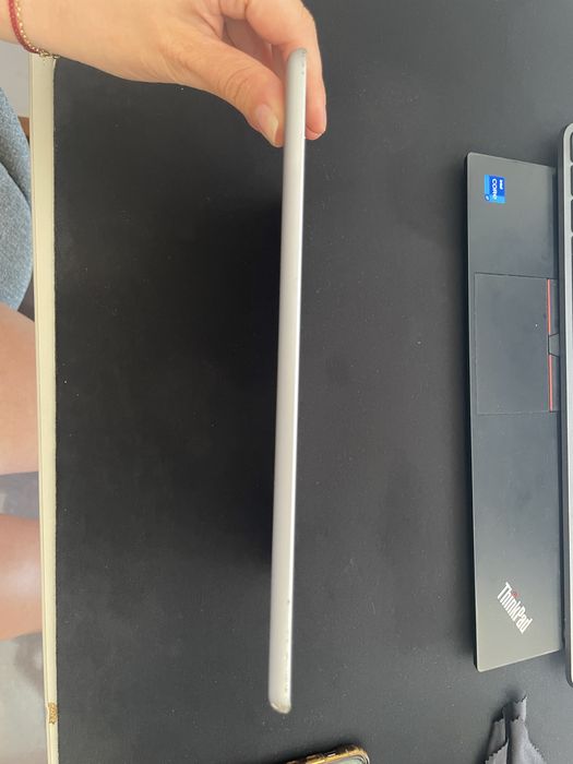 Apple iPad 6 - 32GB + Capa