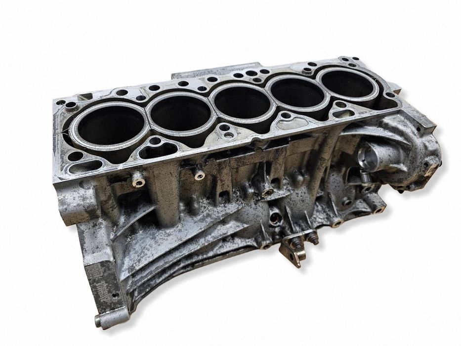 blok silnika d5244t15 volvo v60 s60 xc60 xc70 v70 s80 09487202