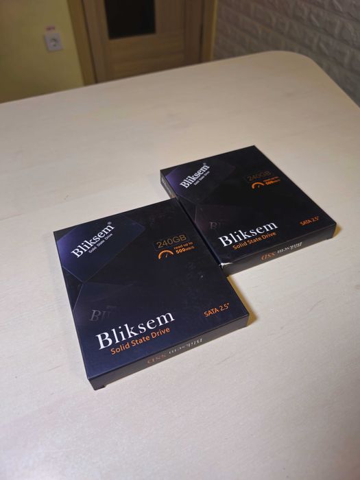 SSD 2.5" 240 Gb Bliksem Solid State Drive НОВИЙ