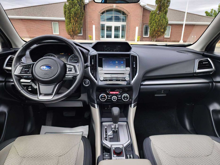 Subaru Forester Premium      2022
