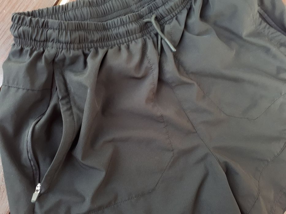 Spodenki na w-f krótkie S/M czarne