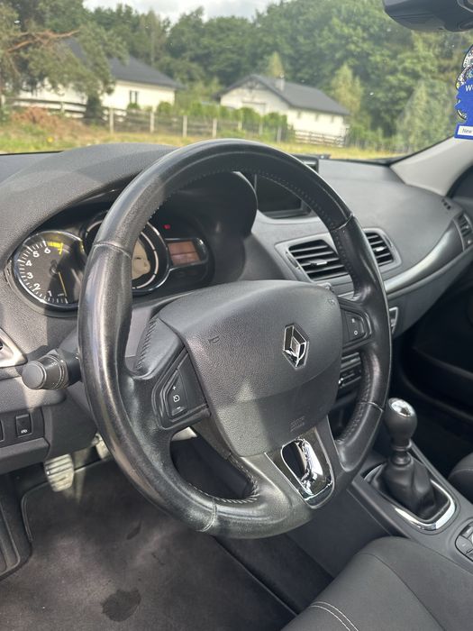 Renault Megane lift 1.2 benzyna niski przebieg