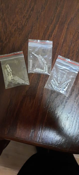 Продам три комплекта коннекторов за 50 грв