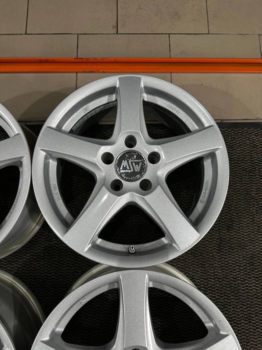 5x112 R16 Диски з Німеччини Volkswagen Skoda Audi Mercedes ET35 OZ