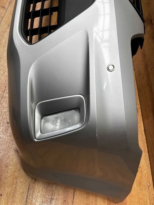 Zderzak przedni Ford C Max lift kolor 03