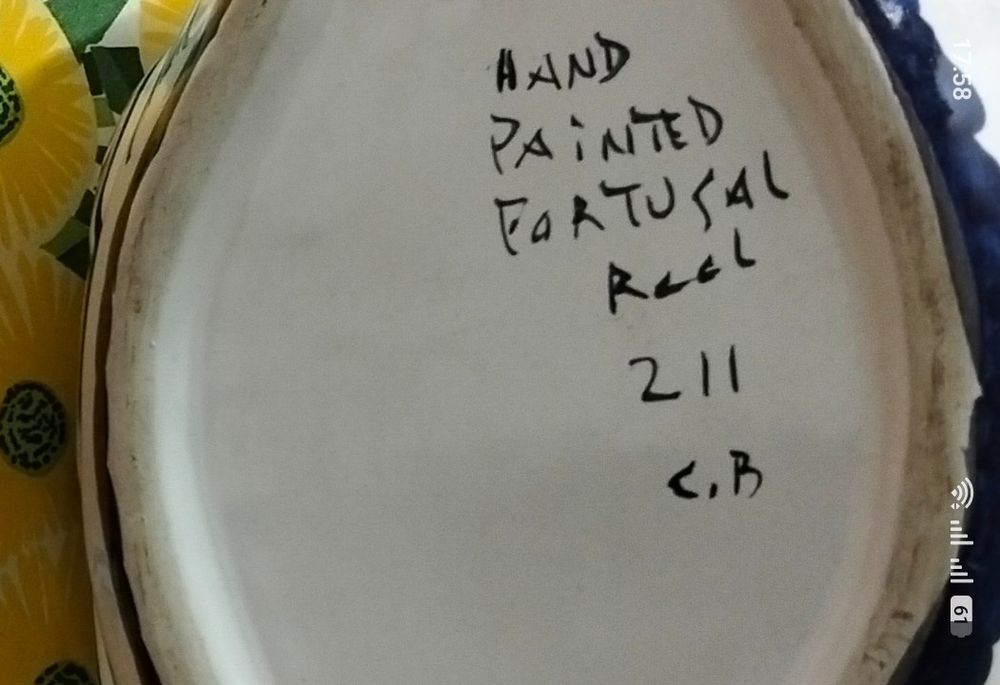 Peças em Porcelana e Barro