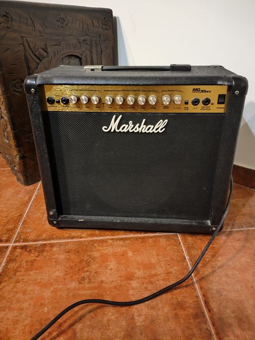 Amplificador - Marshall MG30DFX