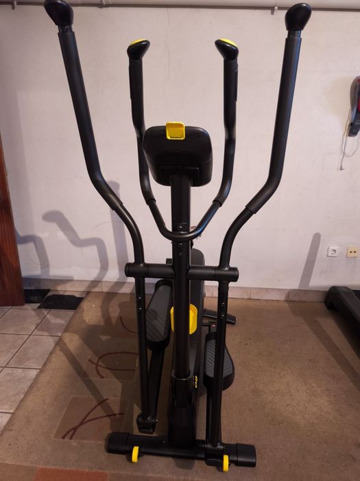 Bicicleta Elíptica Domyos 520 em Ótimo Estado